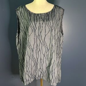 Cut Loose ladies L sleeveless chambray w denim stitch overlay, longer in back